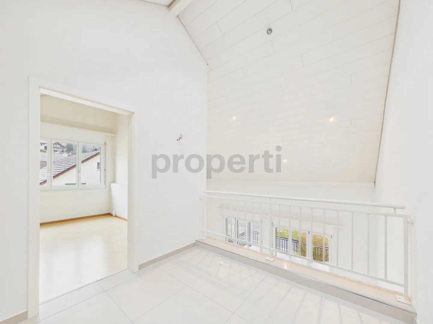 Maisonette moderna e luminosa di 4,5 stanze a Teufenthal - Foto 11 di 13