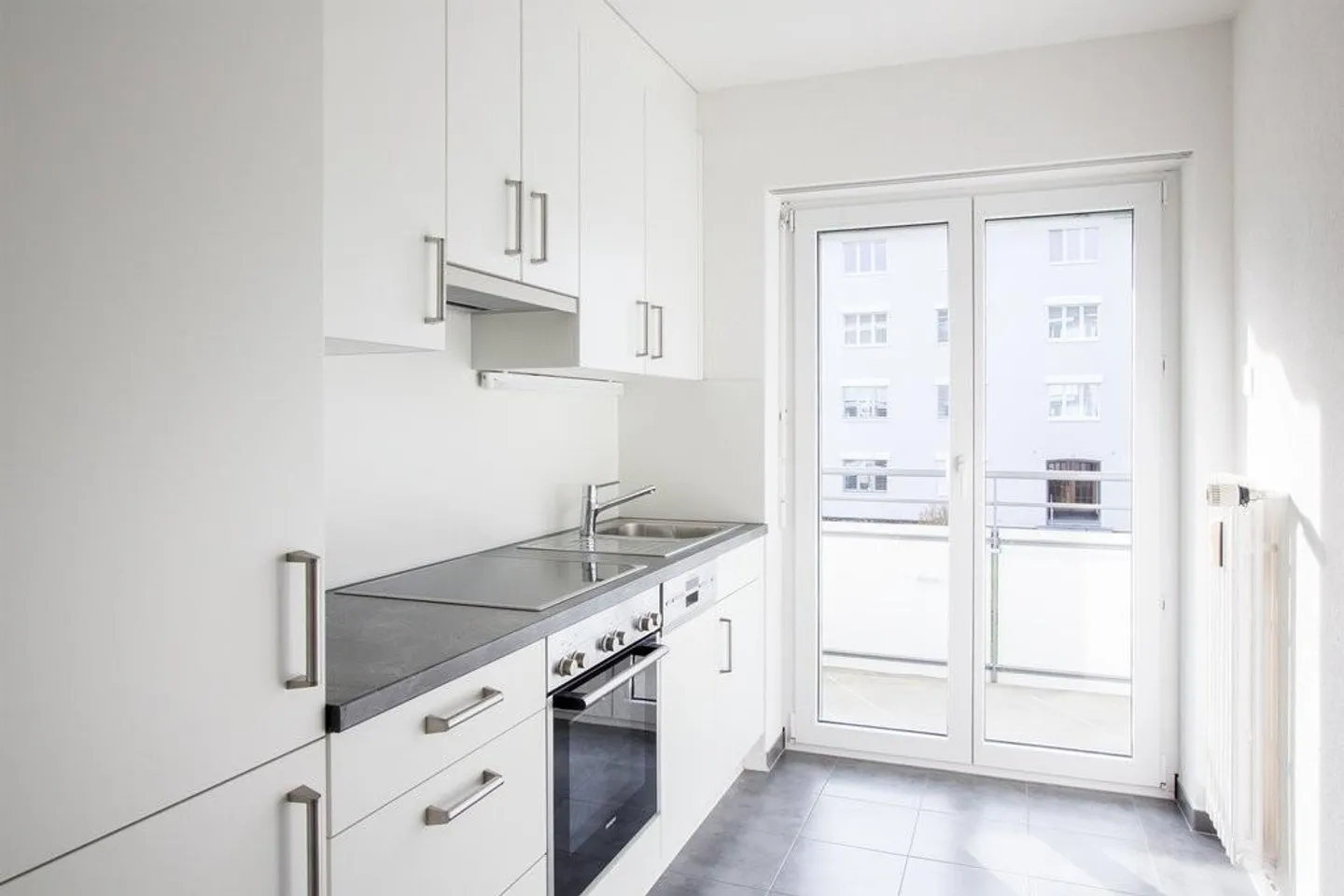 Helle Wohnung mit sonnigem Balkon - Foto 4 von 7