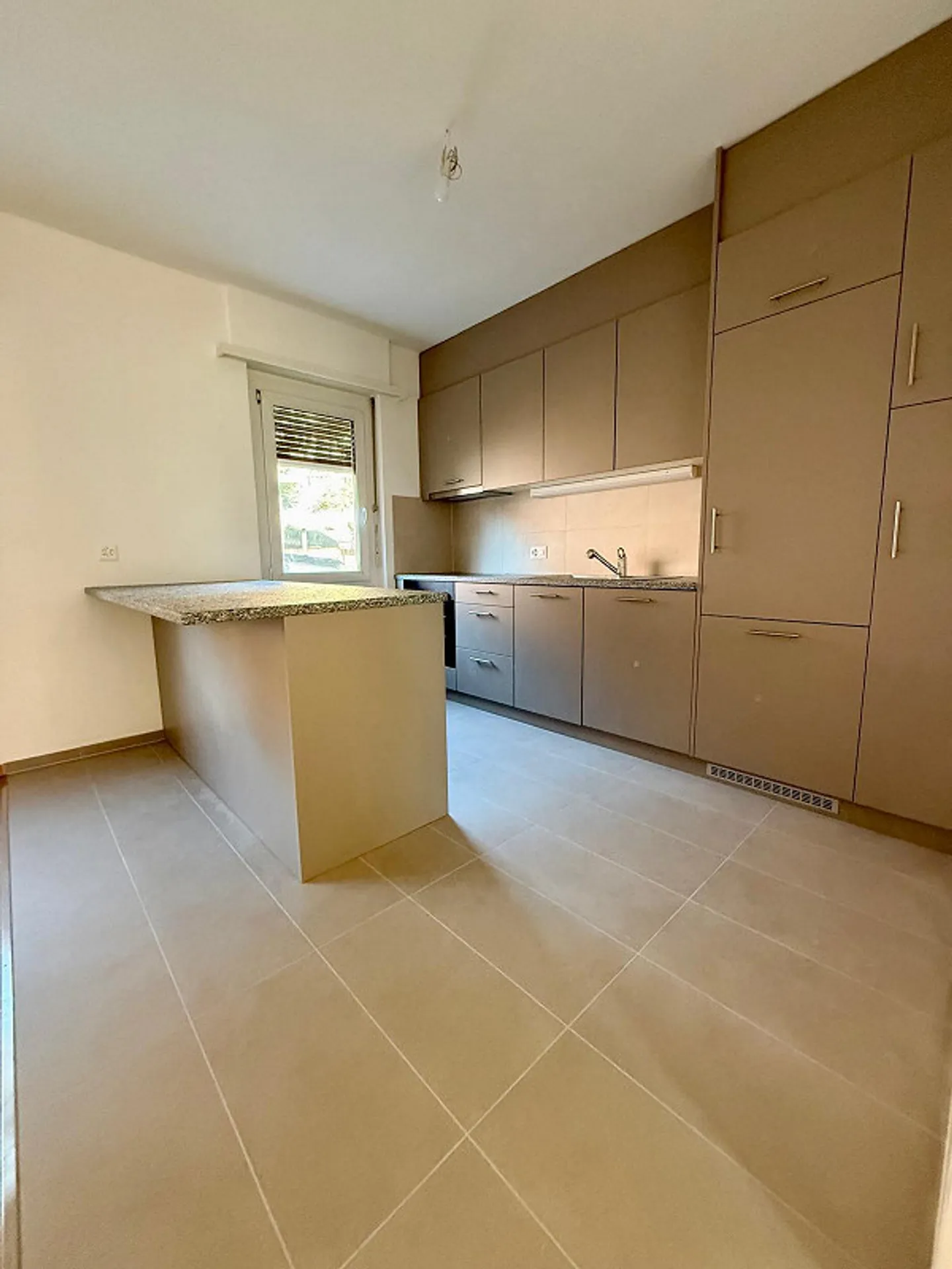 Agno - Geräumige 5.5-Zimmer-Wohnung zu vermieten - Foto 5 von 15