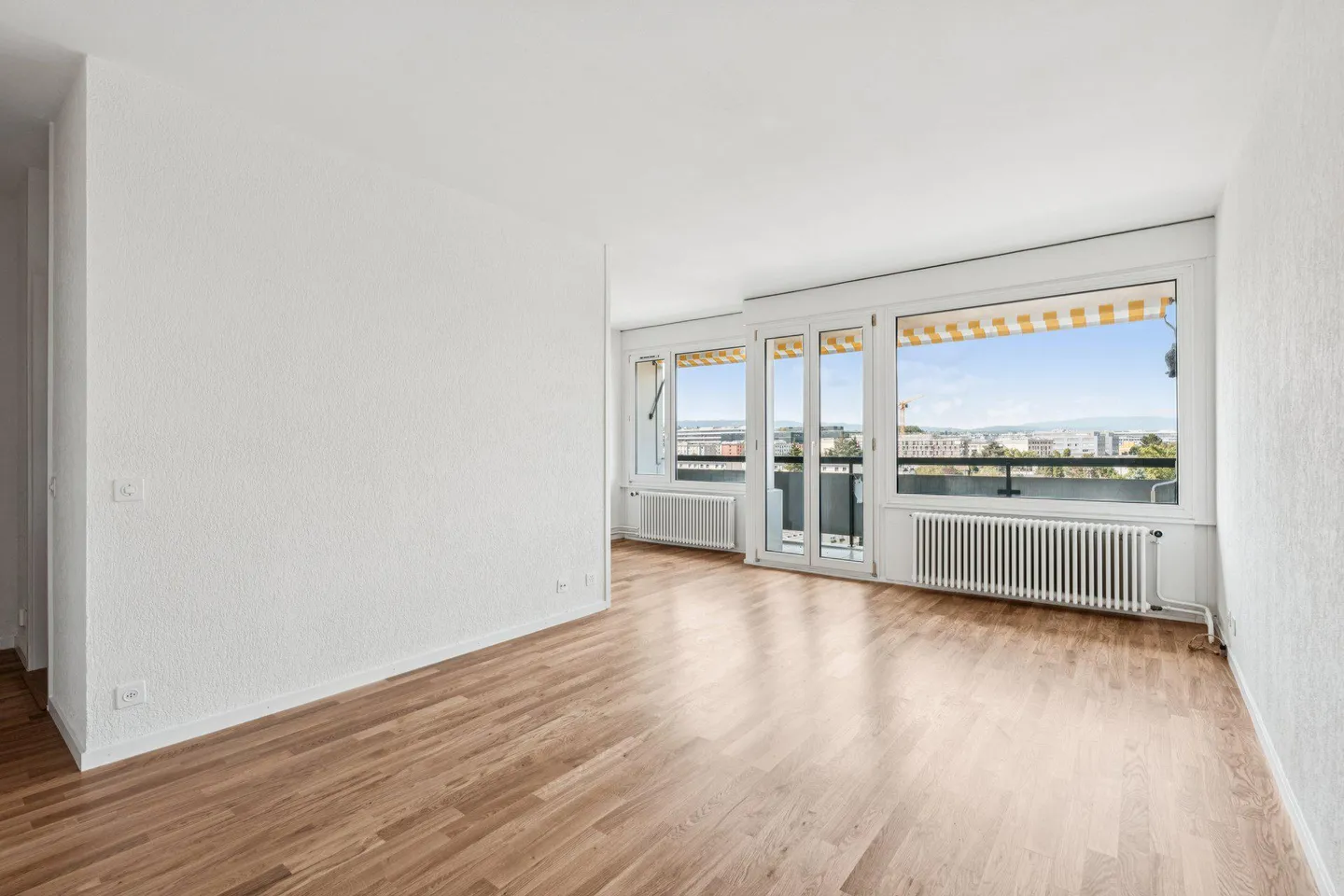 Appartement à louer - Photo 2 sur 12