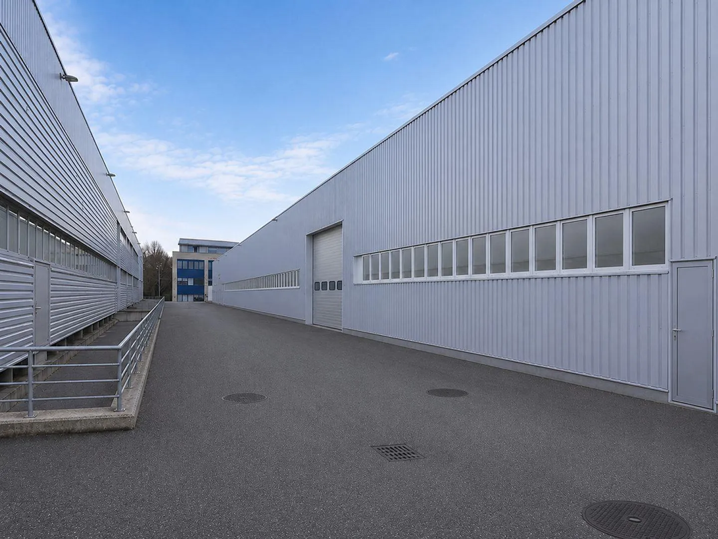 Area di produzione recentemente ristrutturata e luminosa al piano terra! - Foto 3 di 21
