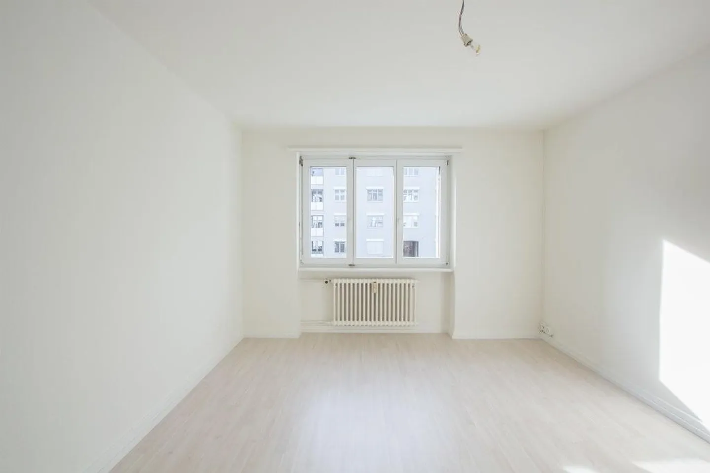 Helle Wohnung mit sonnigem Balkon - Foto 6 von 7