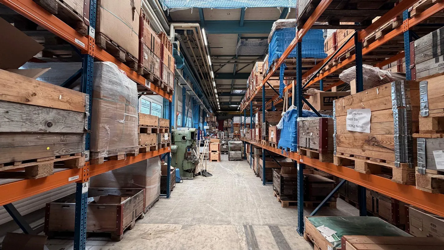 Area di produzione recentemente ristrutturata e luminosa al piano terra! - Foto 17 di 21