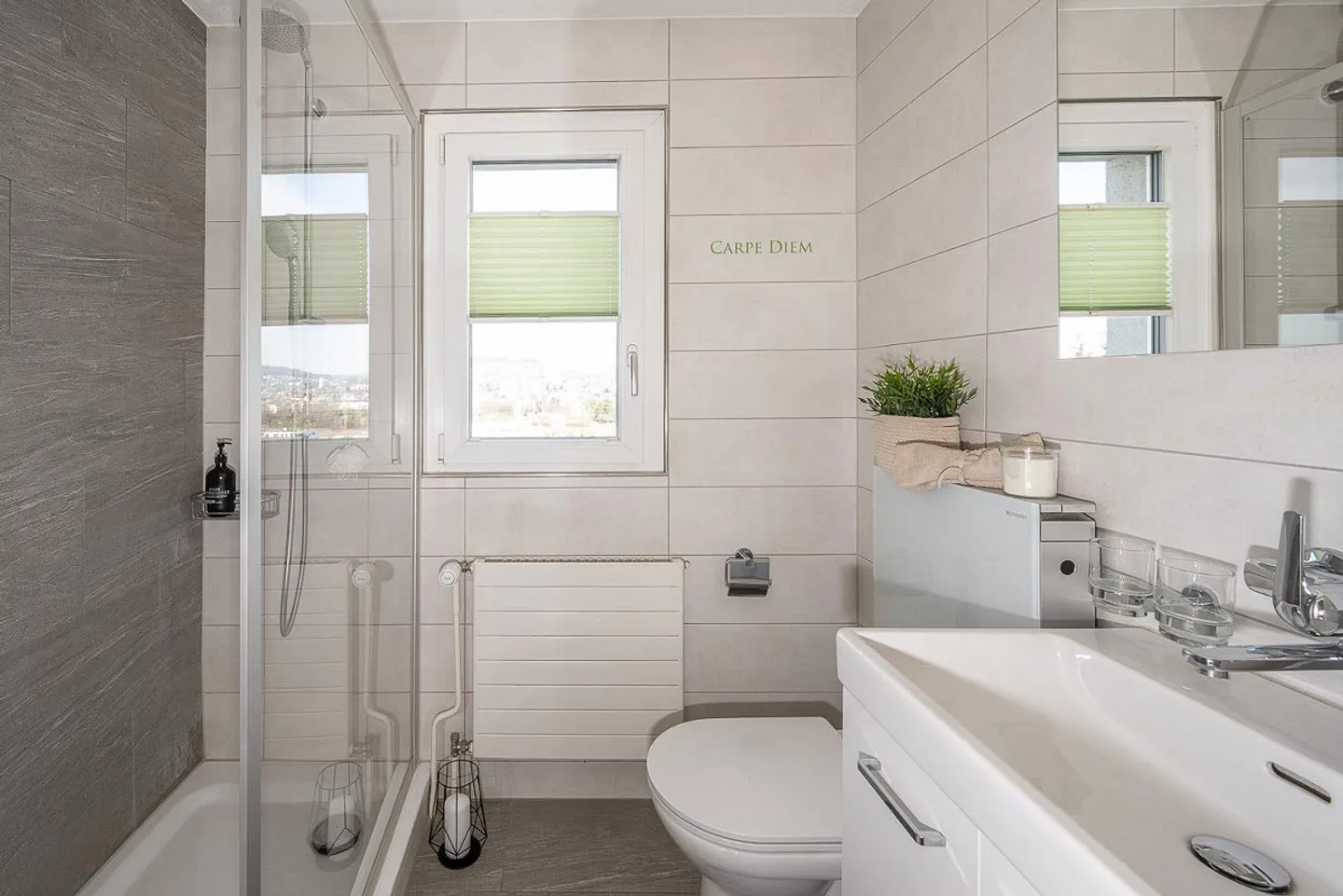 Casa bifamiliare situata in posizione tranquilla con giardino - Foto 15 di 23