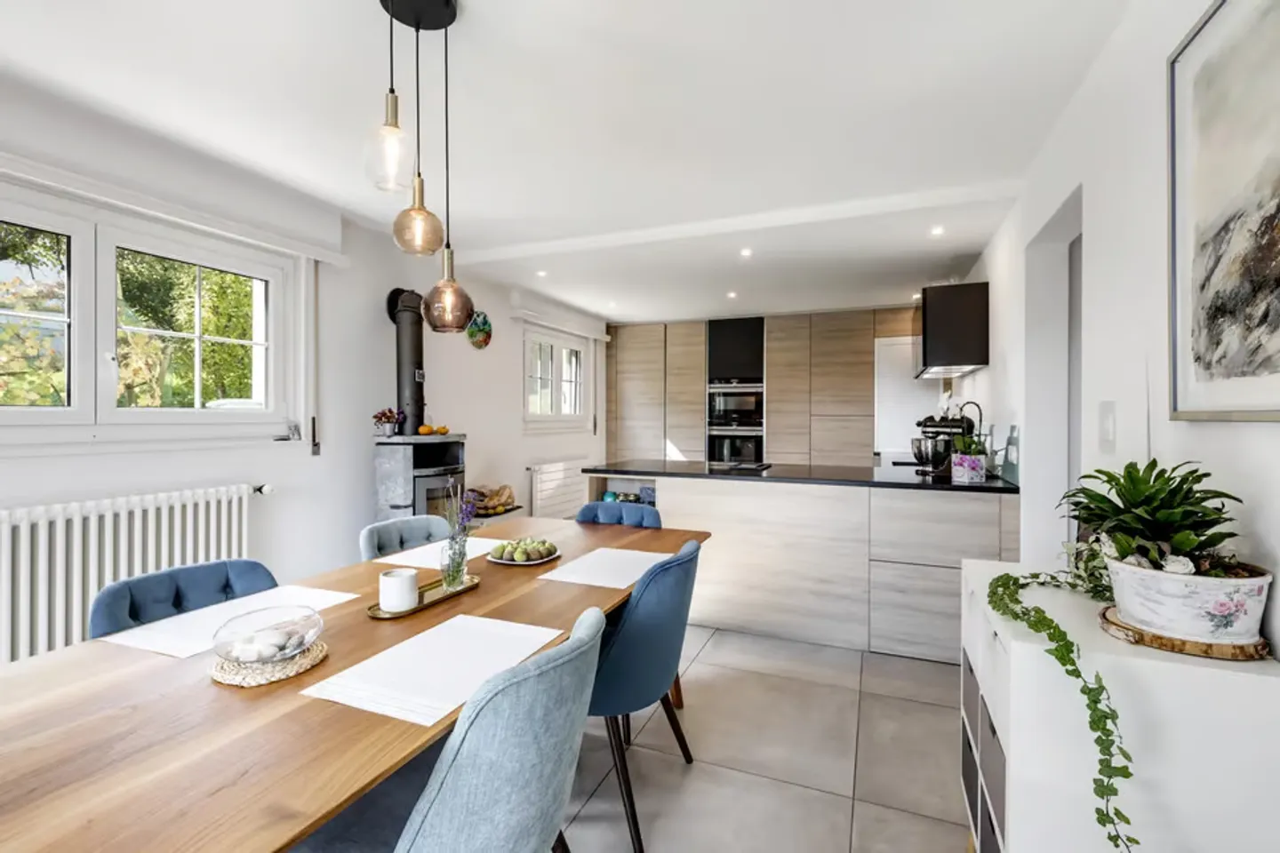 Charming Detached Villa in Lonay - Photo 4 of 13
