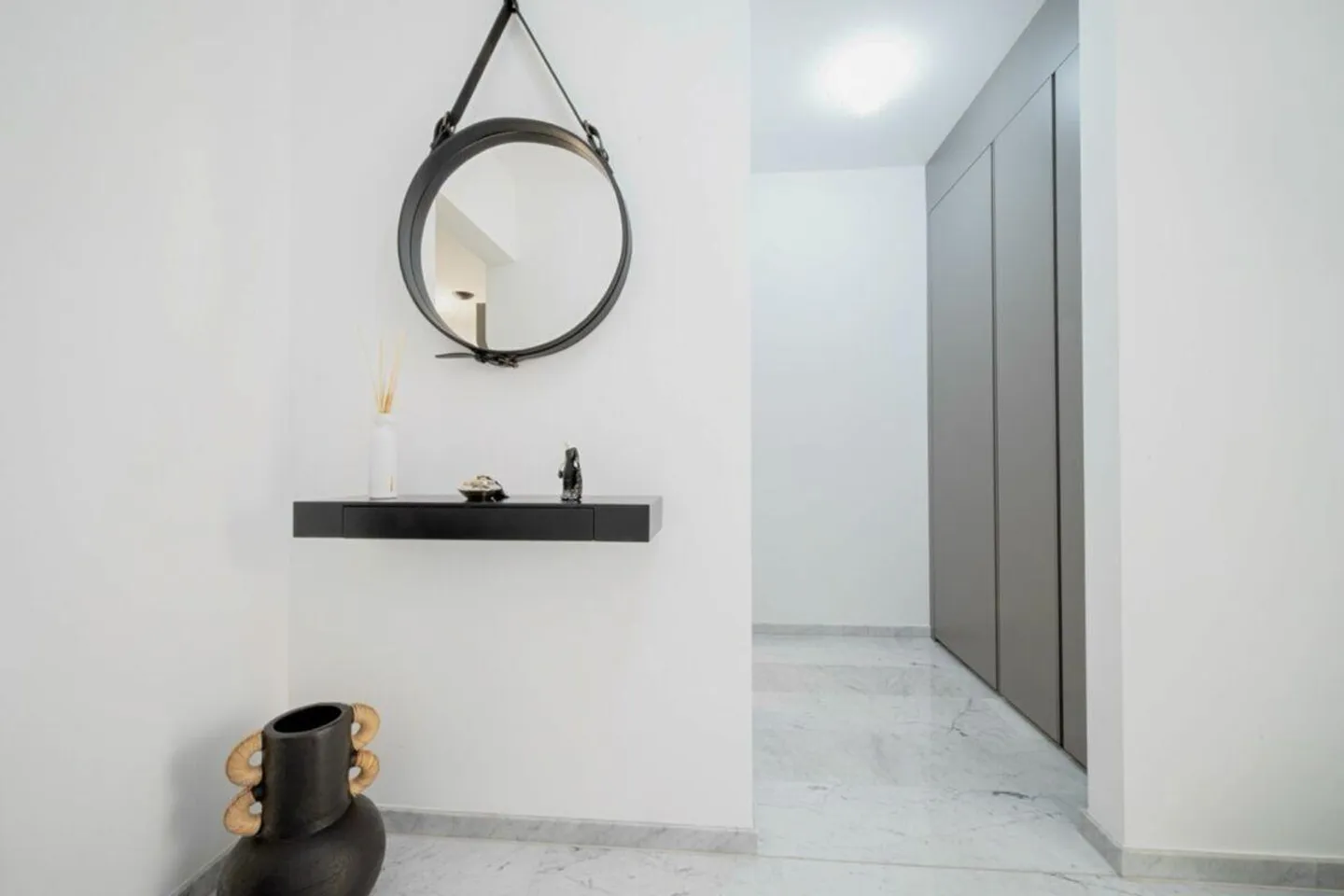 Elegante Maisonette mit Gärten - Foto 10 von 14