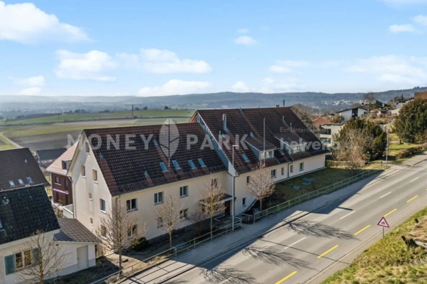 Ampio appartamento di 2,5 stanze in una posizione vicino alla natura - Foto 12 di 13