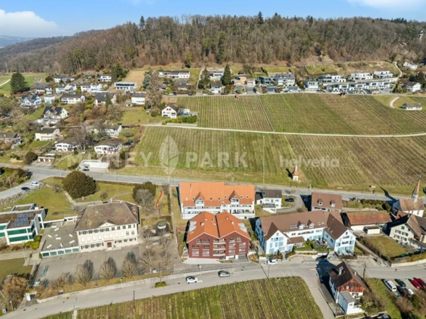 Ampio appartamento di 2,5 stanze in una posizione vicino alla natura - Foto 13 di 13