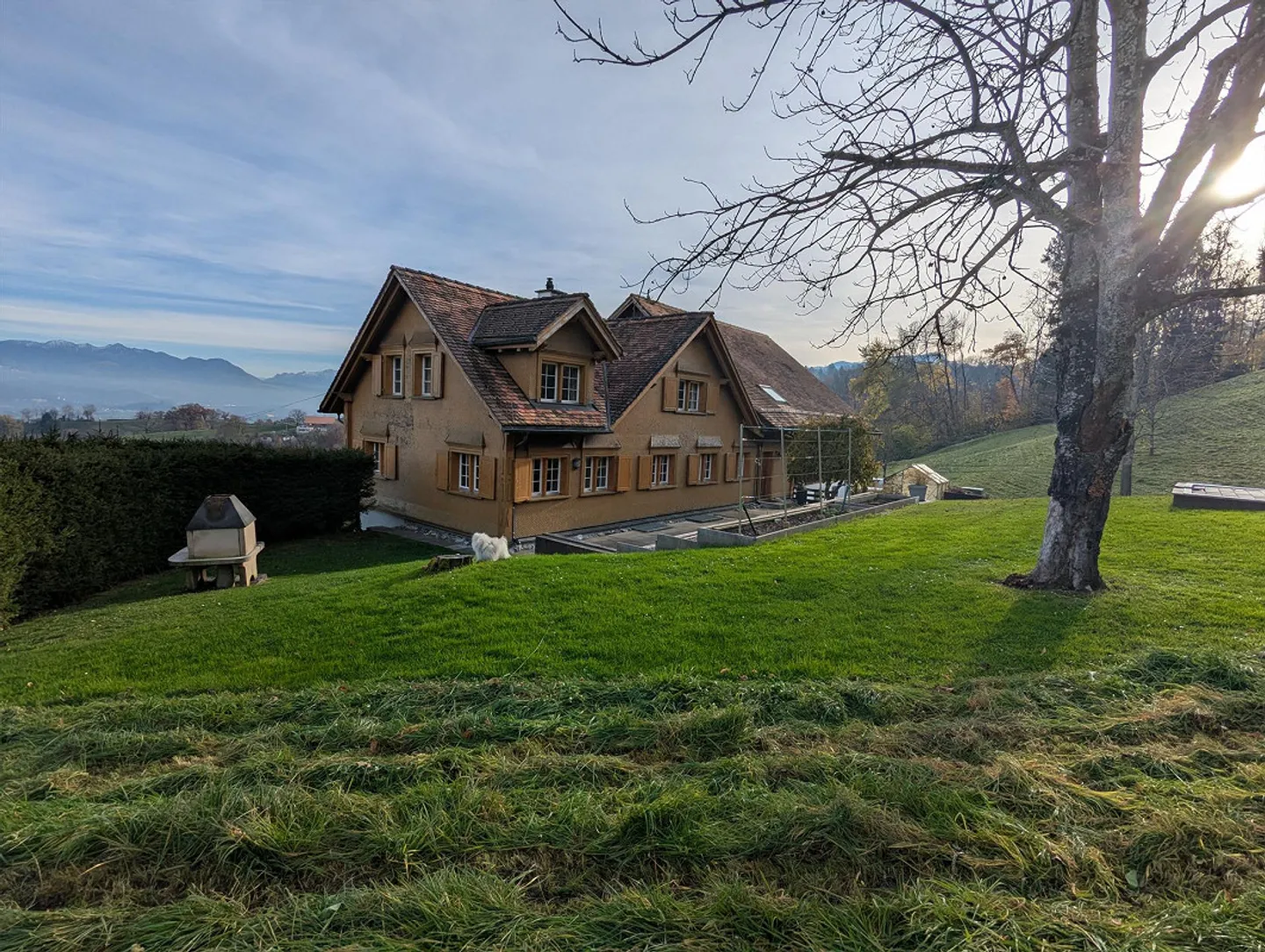 Charmantes Familienhaus mit Scheune - Foto 1 von 19