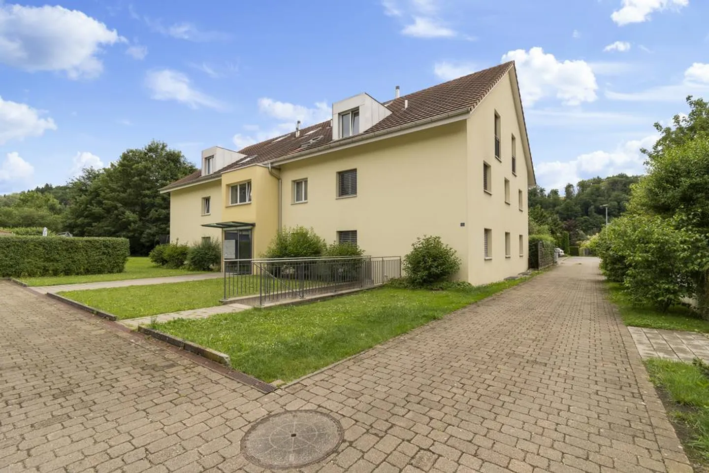 Gemütliche Dachwohnung mit Terrasse - Foto 1 von 12