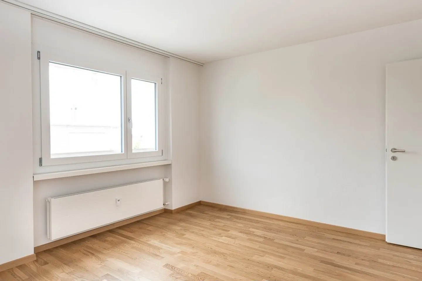 Apartment for rent - Photo 2 of 6