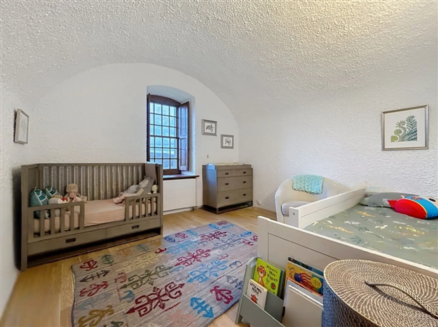 Maison jumelée de 6,5 pièces avec grand jardin - Photo 6 sur 14