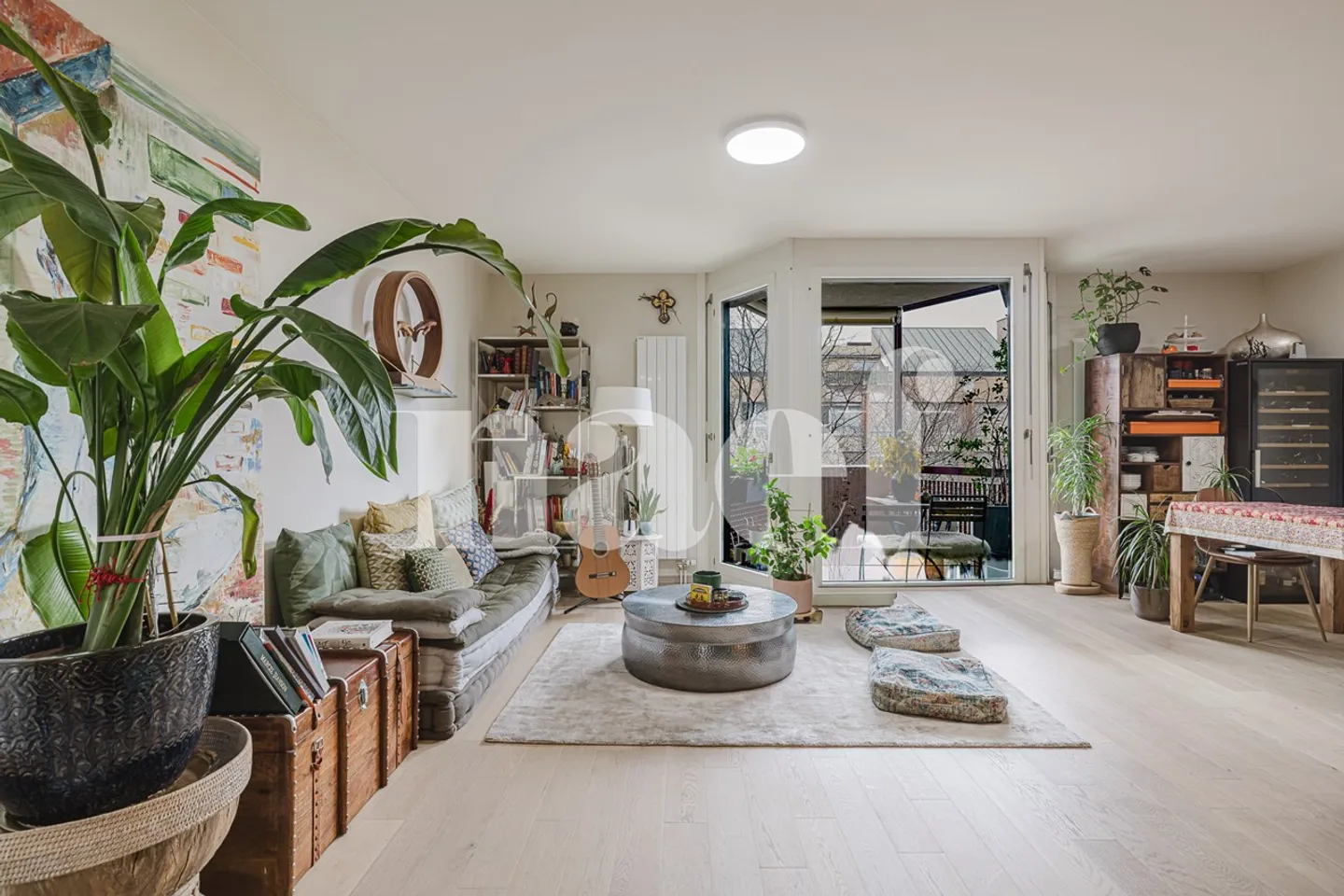 Esclusività: spazioso appartamento di 5 stanze con belle finiture - Foto 4 di 12