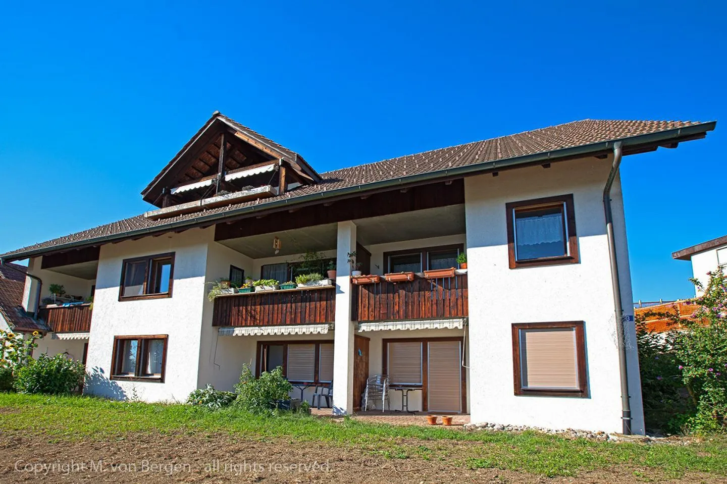 Freshly renovated 2.5 room apartment in a quiet location - Photo 8 of 8