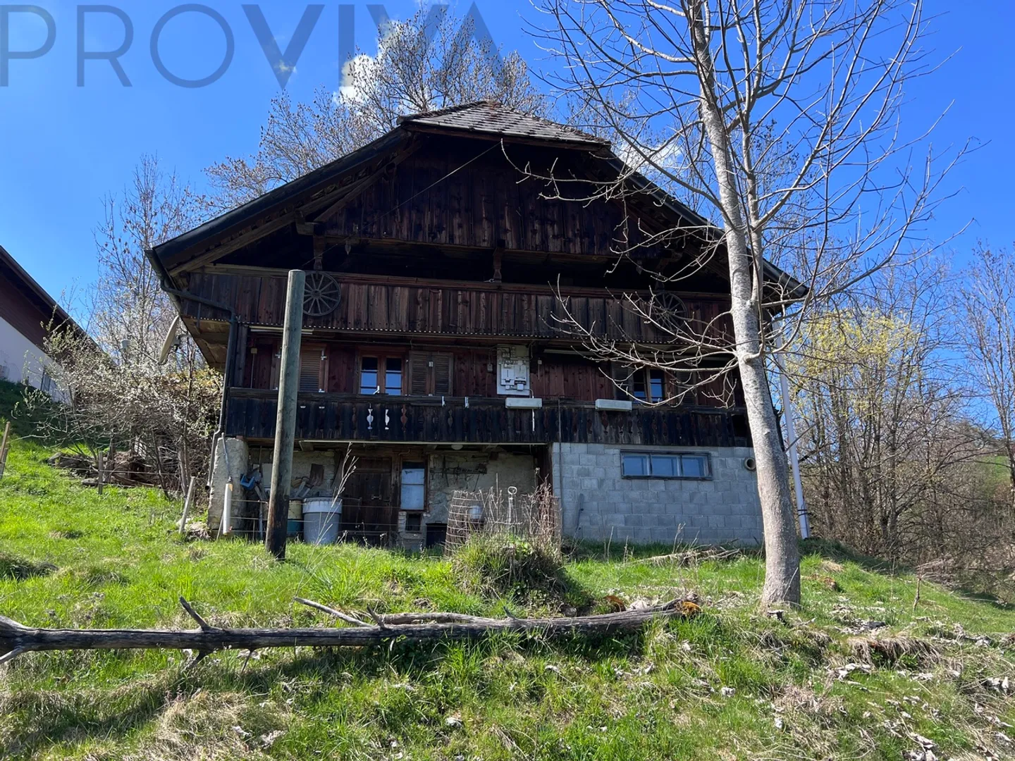 Maison à démolir avec projet de construction approuvé à vendre - Photo 3 sur 11
