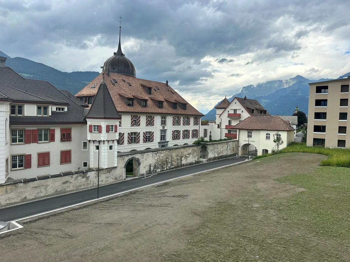 Schlossbungert: Vivere generosamente con vista da sogno! 🏰 – C 1.1 - Foto 6 di 11