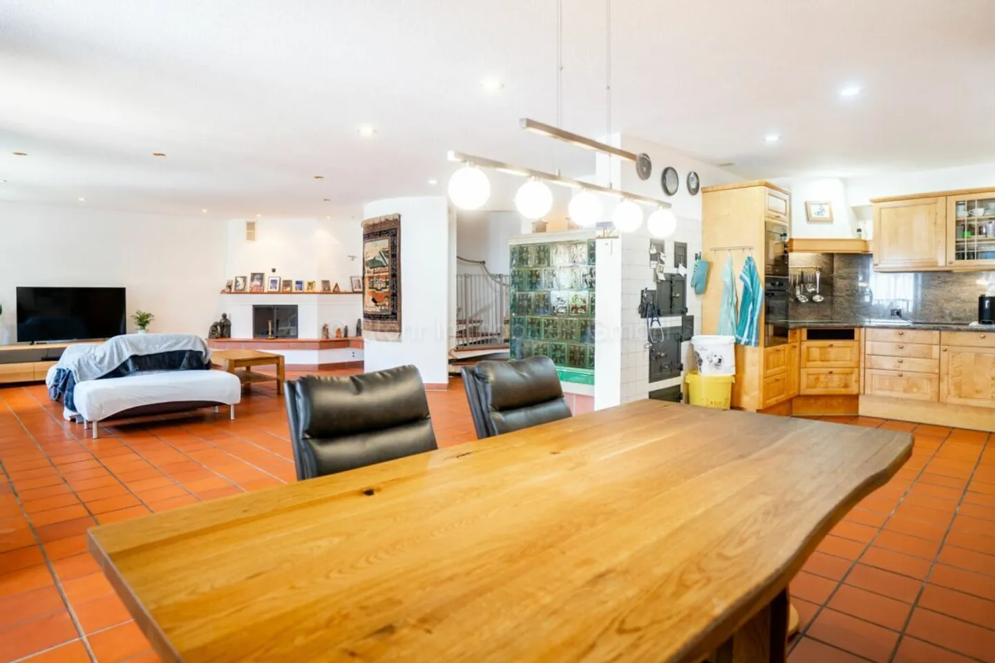 Maison bifamiliale avec terrain à bâtir - Une occasion unique - Photo 20 sur 29