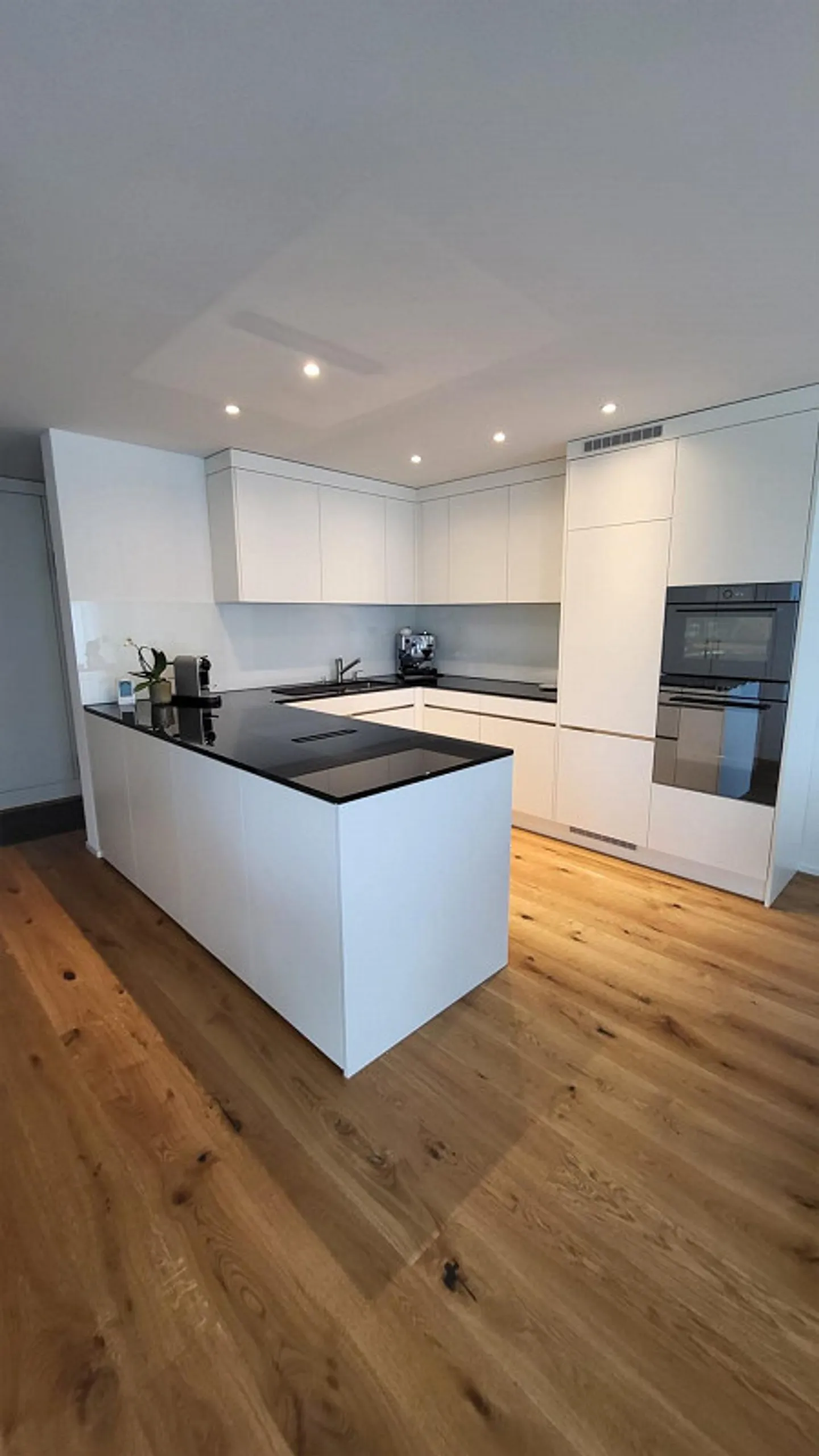 Moderne 4.5-Zimmerwohnung - Foto 2 von 5