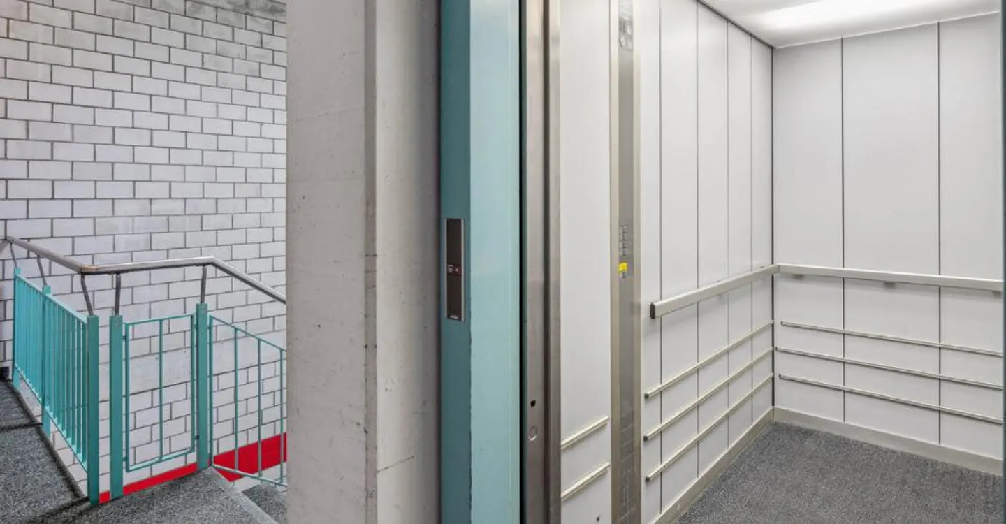 Modernes Gewerbeobjekt in Seon - Foto 3 von 12