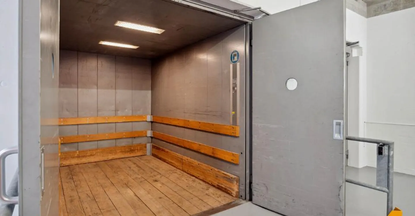 Modernes Gewerbeobjekt in Seon - Foto 7 von 12