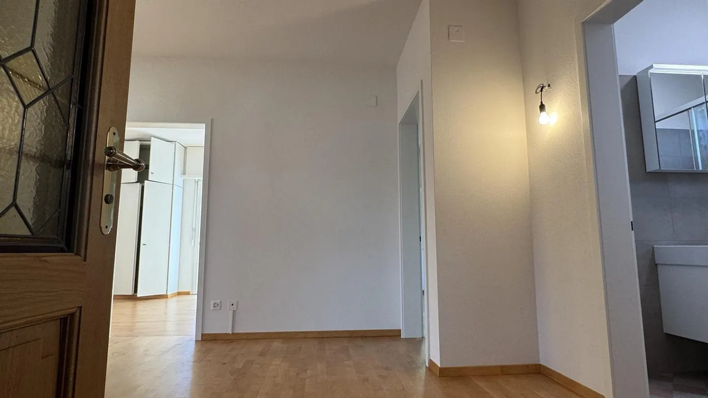 Stylish 4-room apartment with fireplace in a quiet location in Bern! - Photo 4 of 13