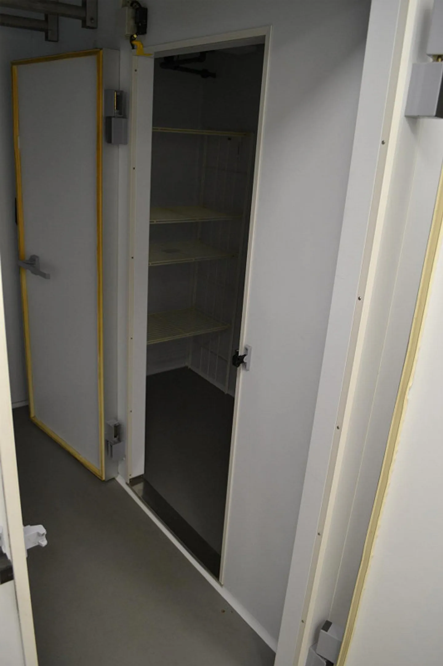 Modern commercial space for rent in the center of Altdorf - Photo 12 of 13