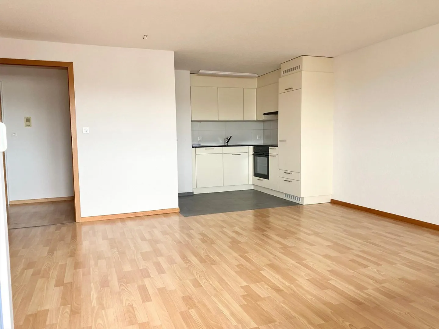 Affordable Single Apartment - Photo 1 of 7
