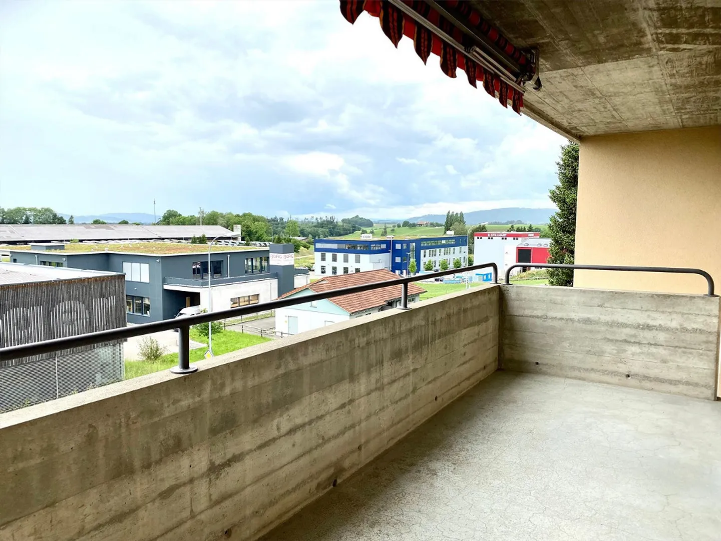 Affordable Single Apartment - Photo 7 of 7