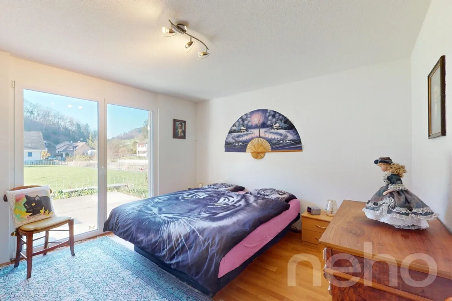 Idyllic Bungalow with Mountain View - Photo 10 of 13