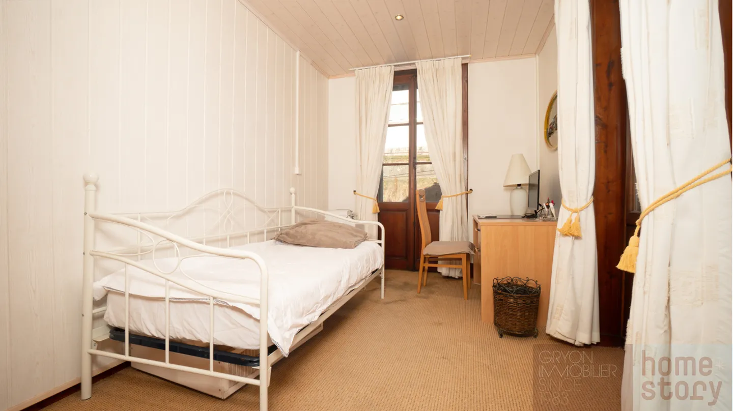 Bright 4.5 rooms in a renovated old hotel, center of Gryon - Photo 15 of 19