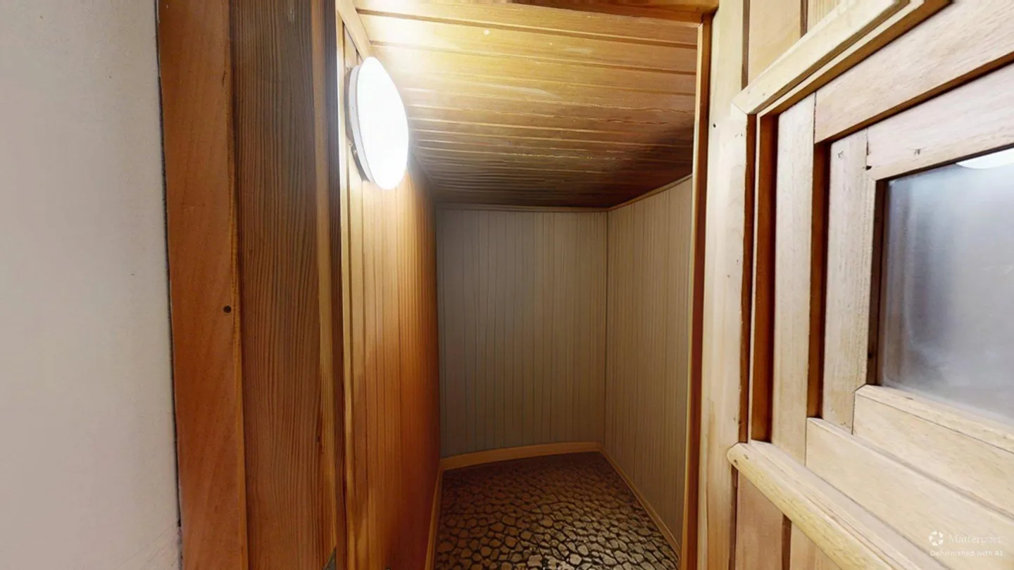 Gewerbefläche mit Sauna - Foto 5 von 8