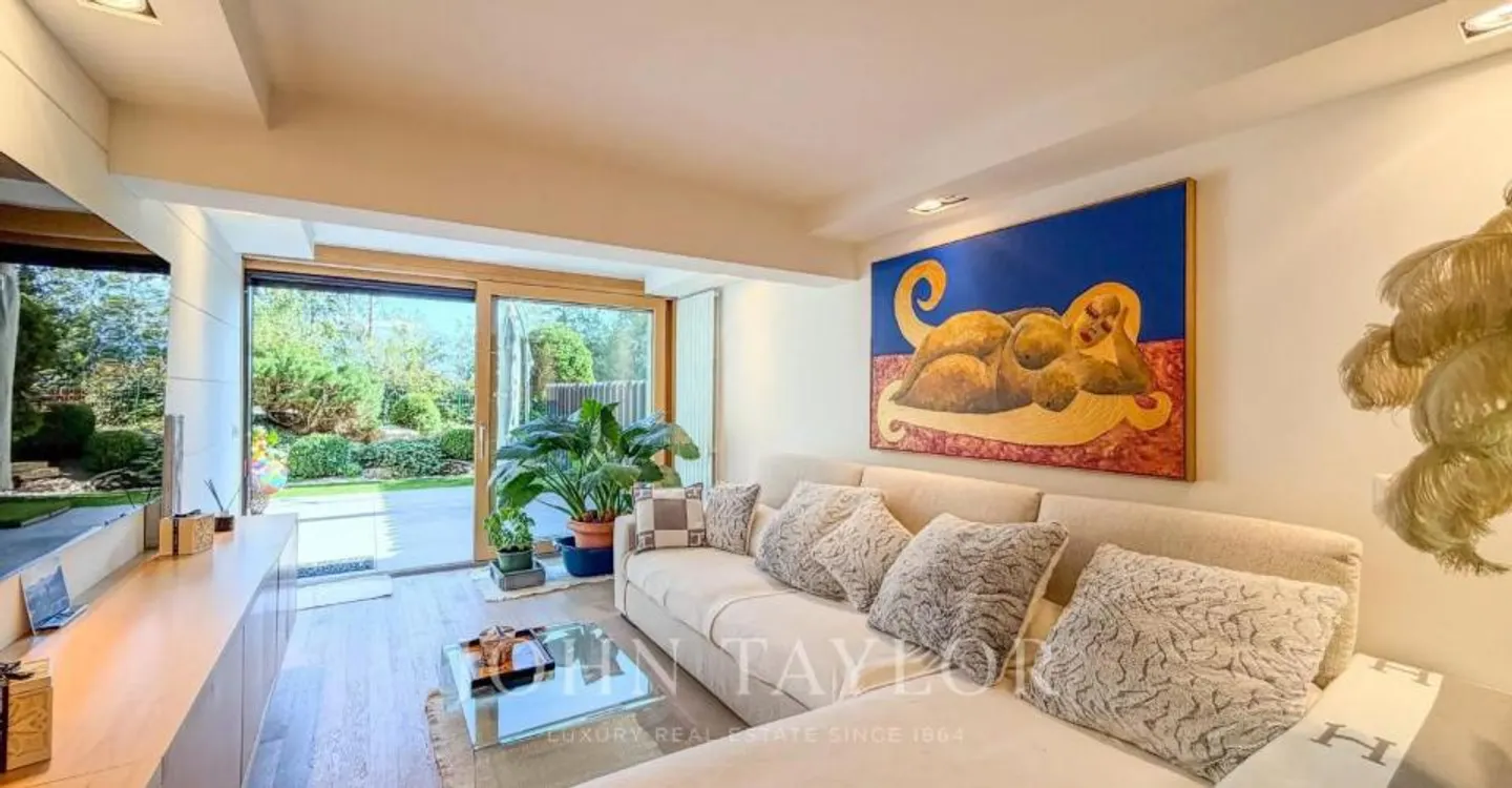 Luxury One-Bedroom Apartment for Rent - Crans-Montana - Photo 3 of 9