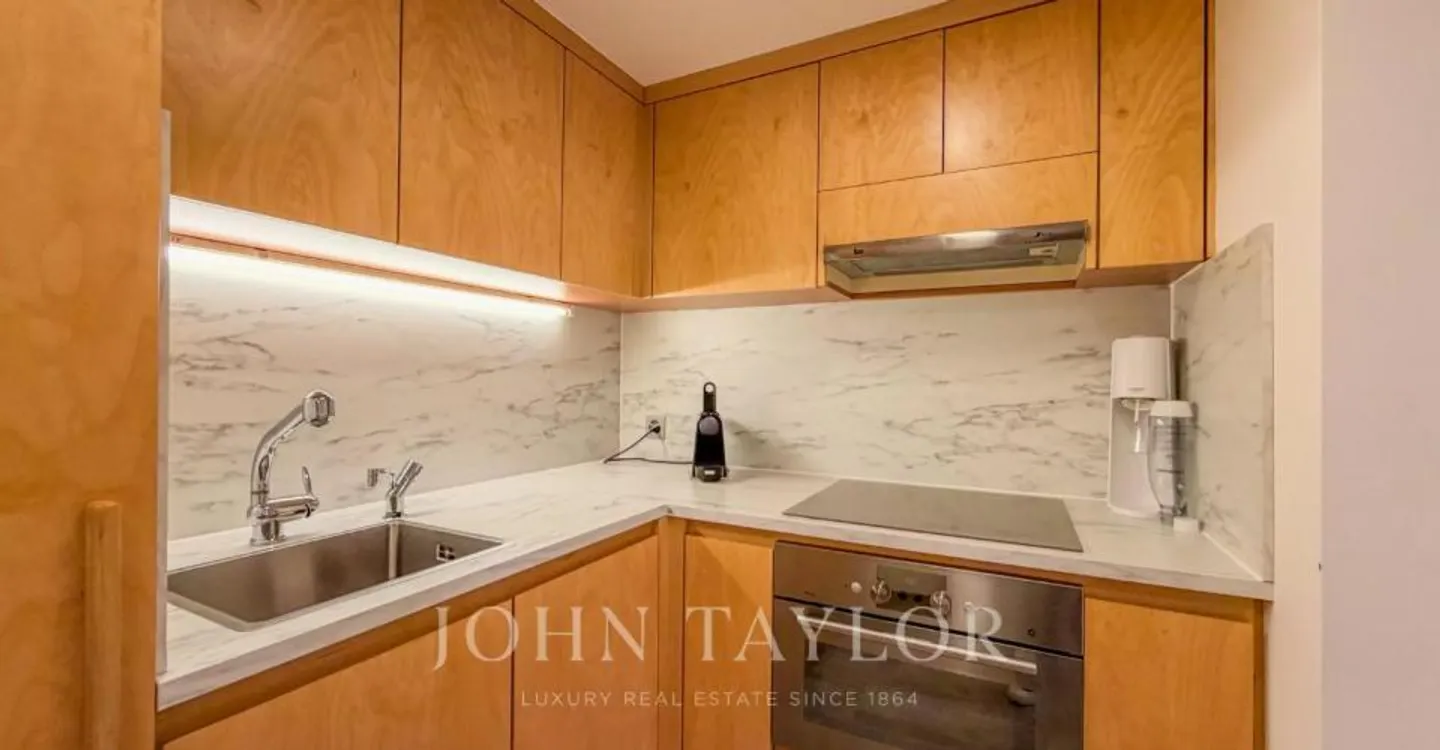 Luxury One-Bedroom Apartment for Rent - Crans-Montana - Photo 4 of 9