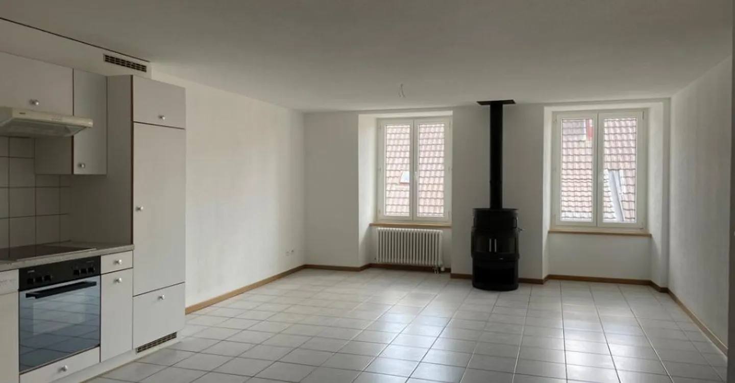 Appartement 4 pièces central - Photo 2 sur 5