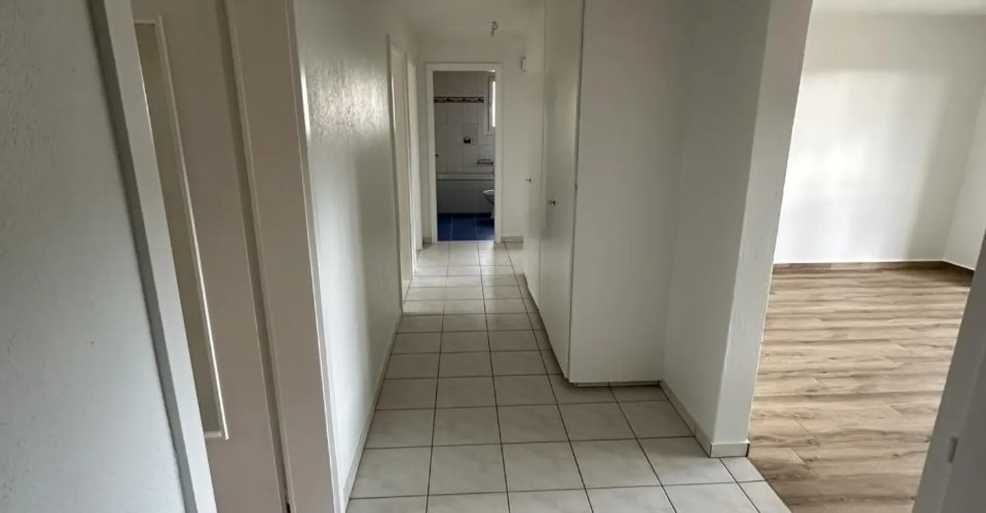 Charmante 4.5 Zimmer Wohnung - Foto 4 von 11