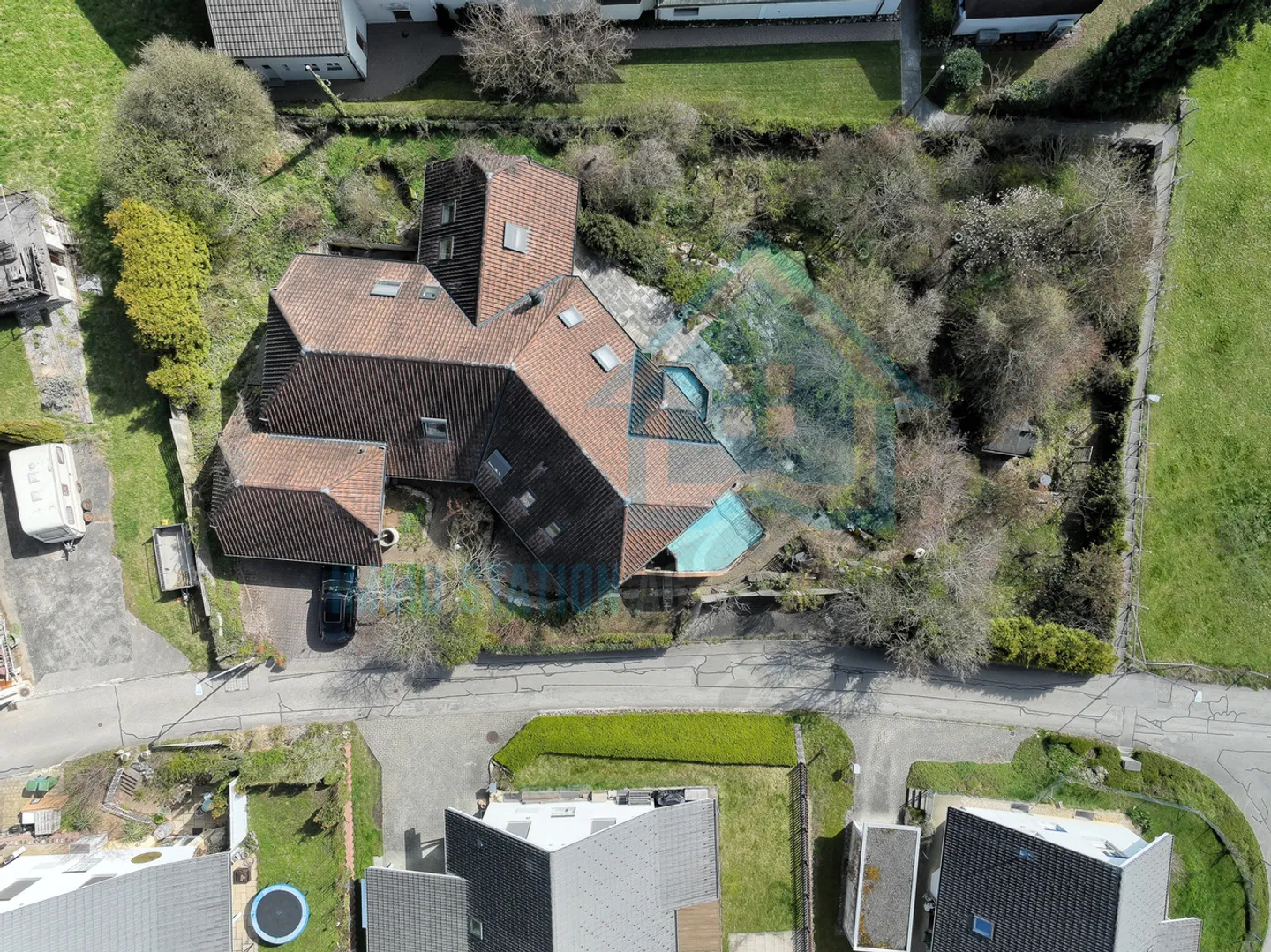 Villa spacieuse avec caractère, jardin et grand potentiel à Stüsslingen - Photo 16 sur 17