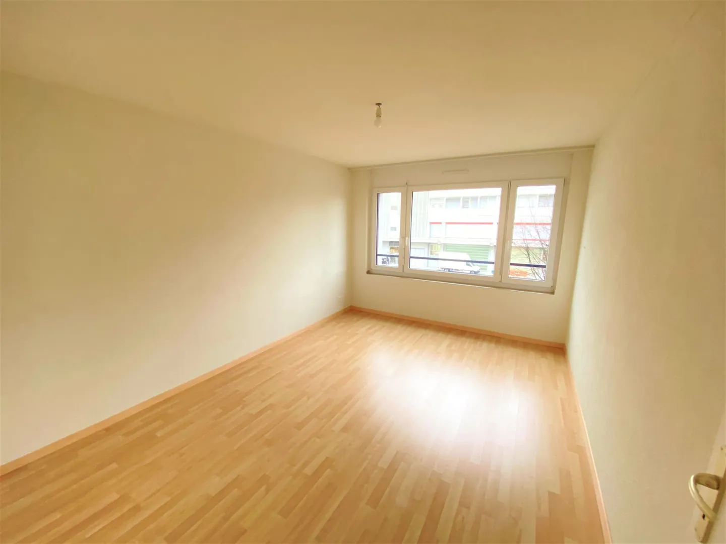 Beautiful city apartment in Zurich North with private washing tower - Photo 6 of 9