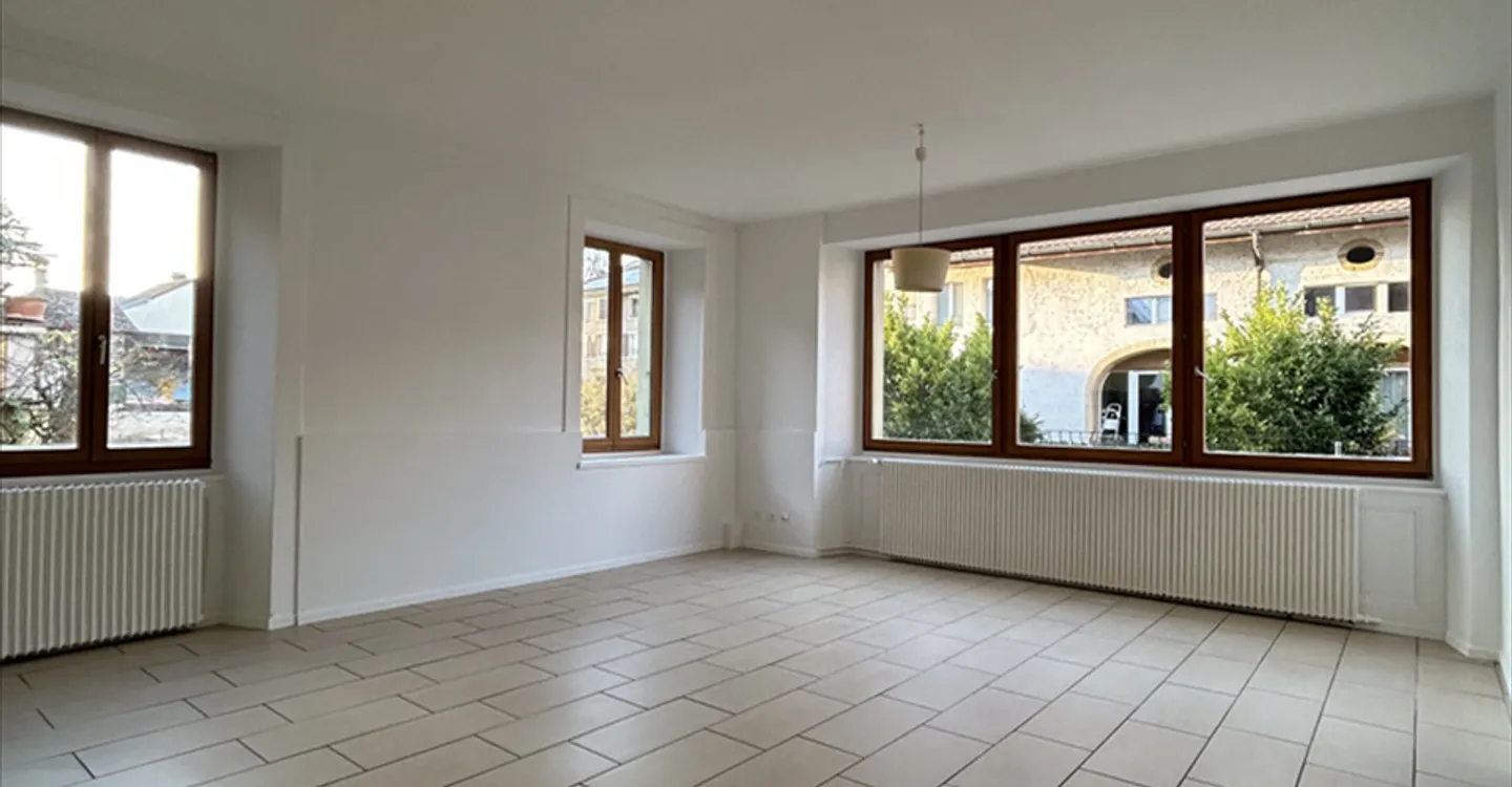 Appartement de 2.5 pièces avec Terrasse à Champagne - 1er loyer offert - Foto 3 di 6