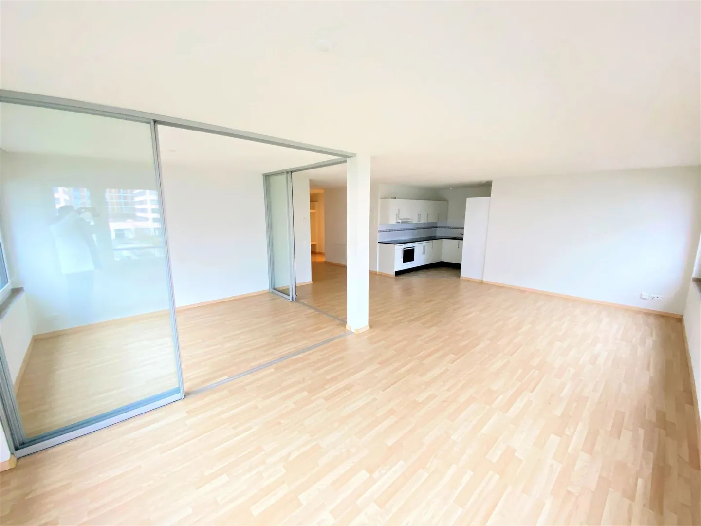 Beautiful city apartment in Zurich North with private washing tower - Photo 1 of 9