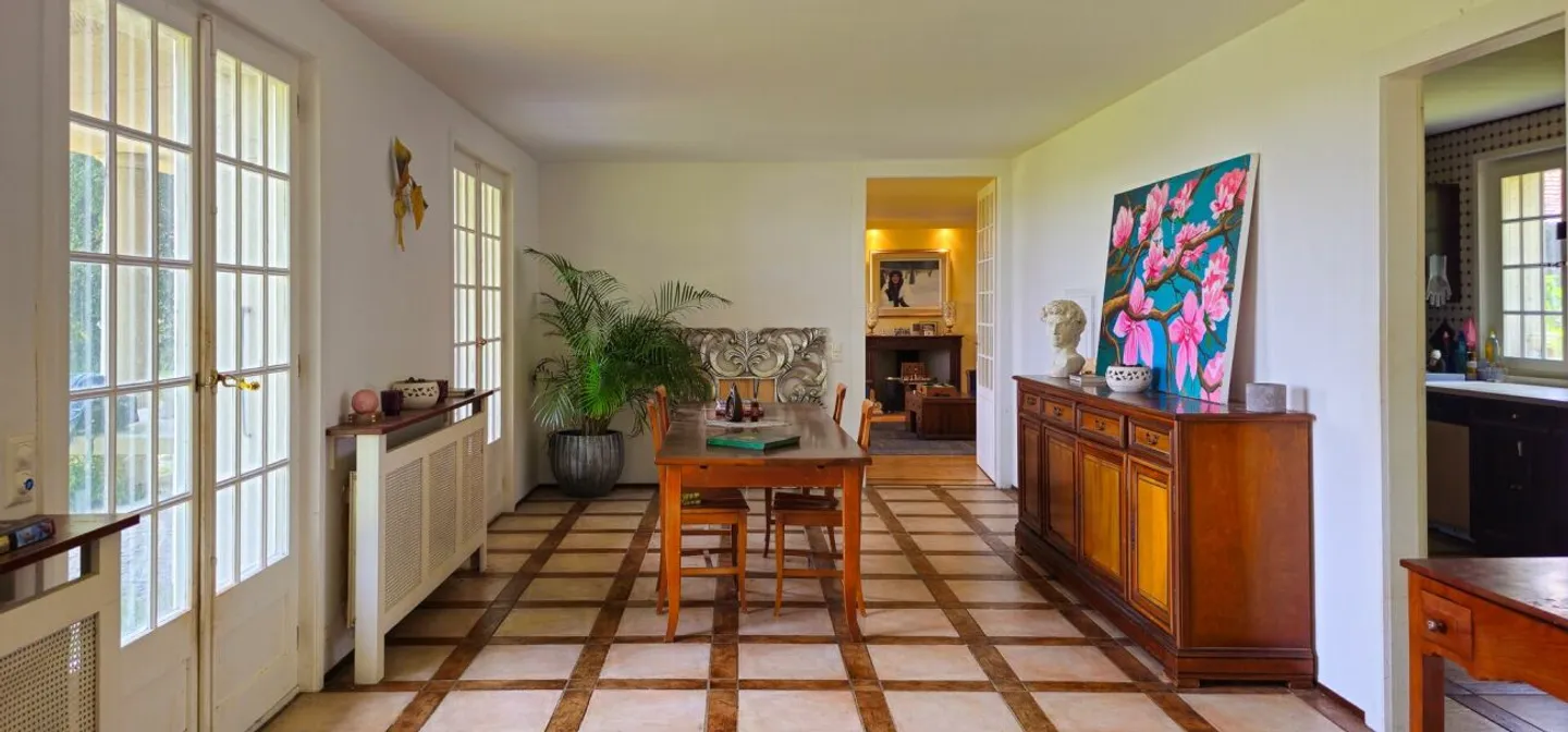 Außergewöhnliches Anwesen mit Seeblick in Etoy - Foto 8 von 13