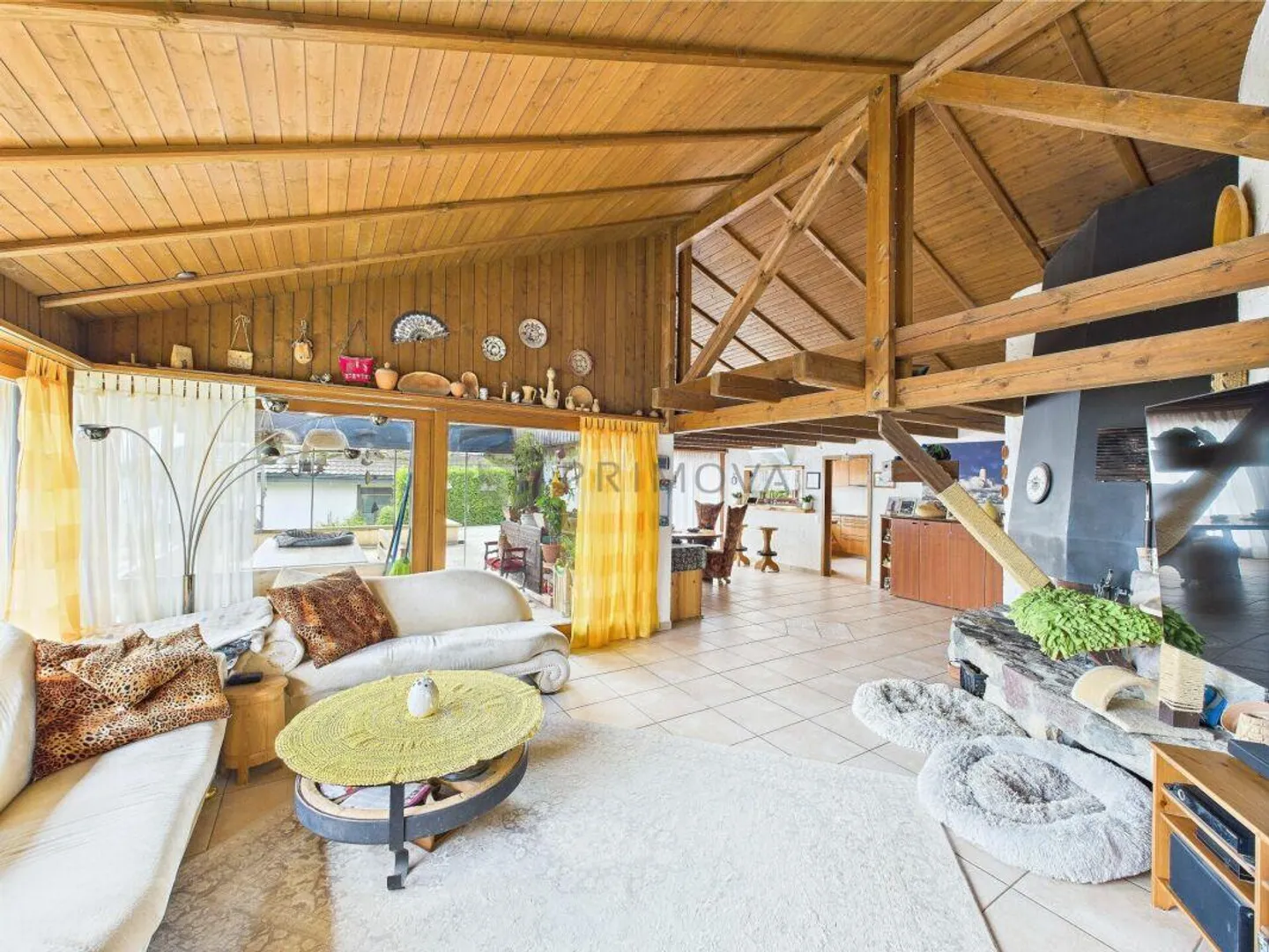 Exclusive Single-Family Home with Pool, Pergola, and Idyllic Garden - Photo 3 of 14