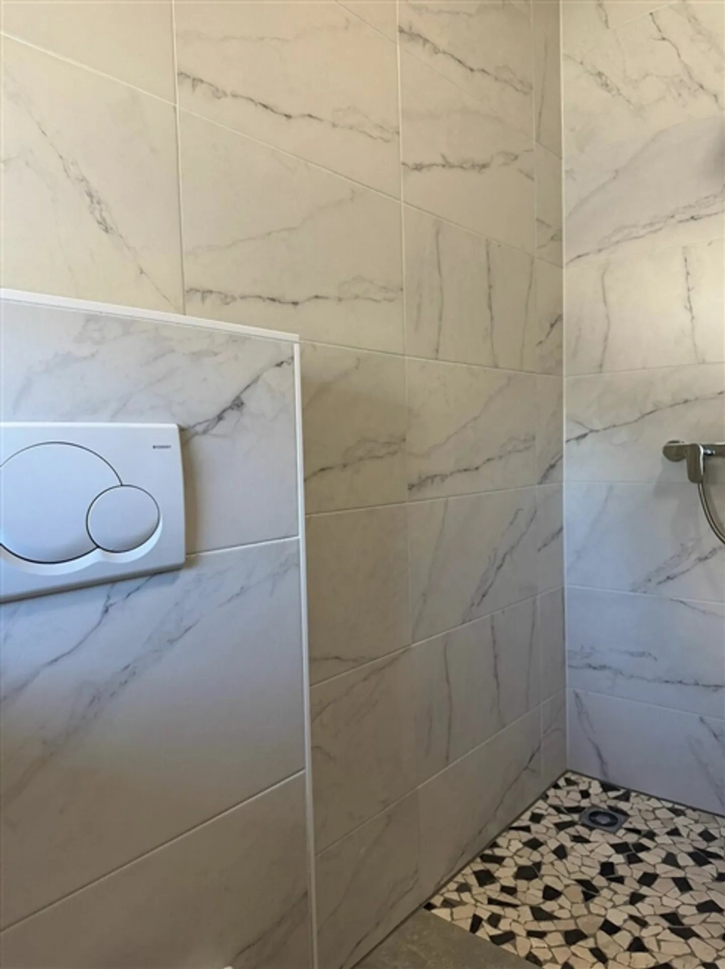 Spazi commerciali affascinanti - Foto 2 di 8