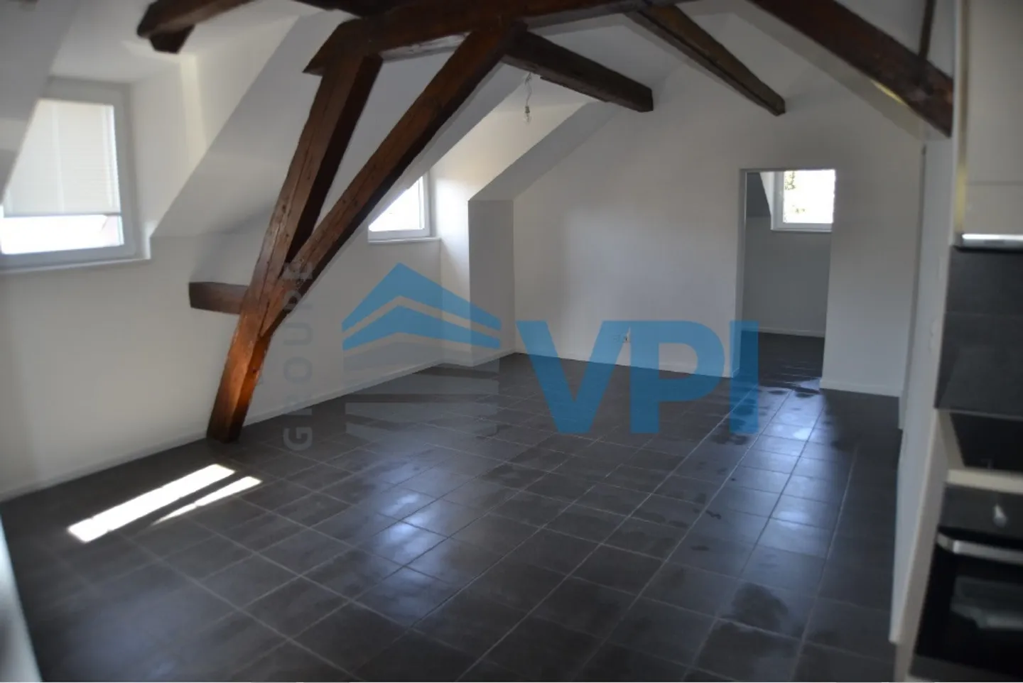 Appartamento attico di 3,5 locali con vista lago - Foto 1 di 9