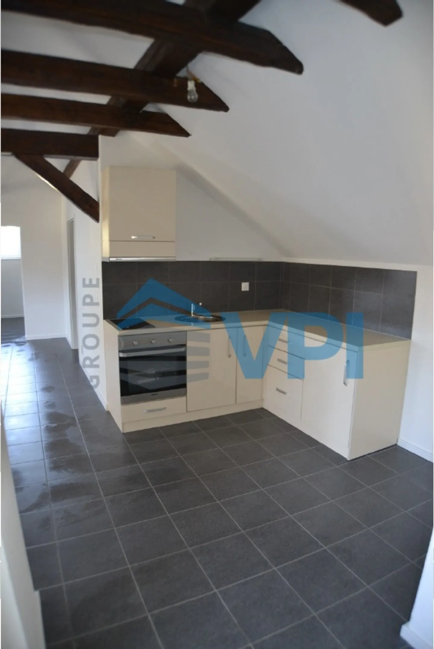 Appartamento attico di 3,5 locali con vista lago - Foto 2 di 9