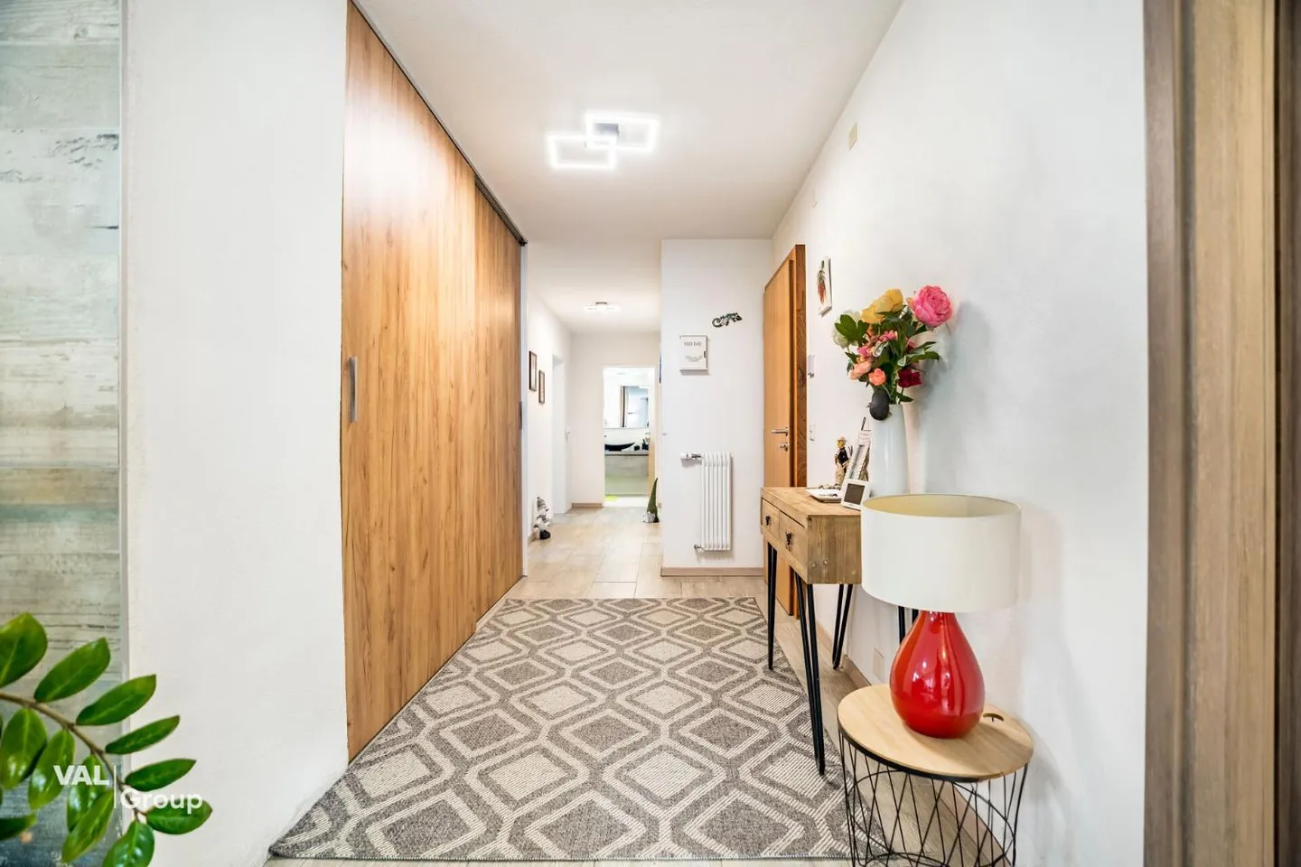 Stylishly renovated with plenty of light and charm - Photo 7 of 13