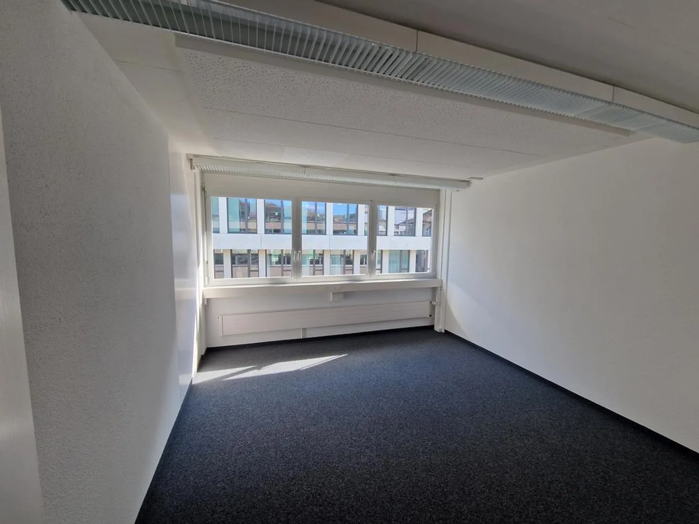 Ufficio/Studio in un edificio ben tenuto e rappresentativo - Foto 2 di 4