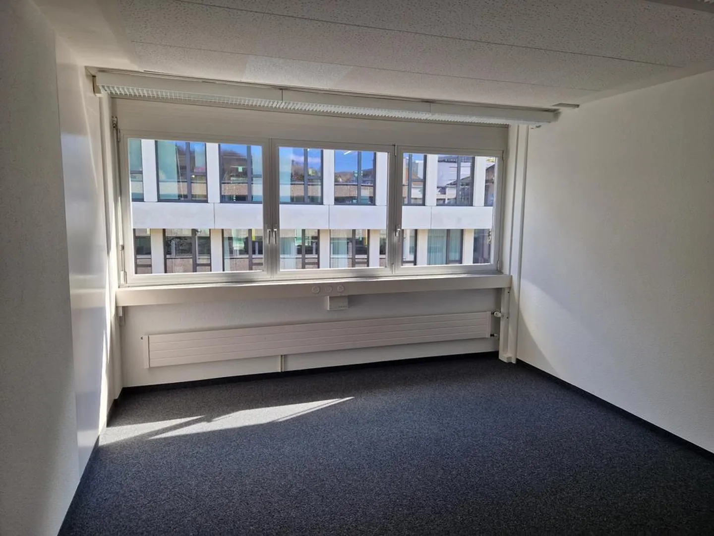 Ufficio/Studio in un edificio ben tenuto e rappresentativo - Foto 3 di 4