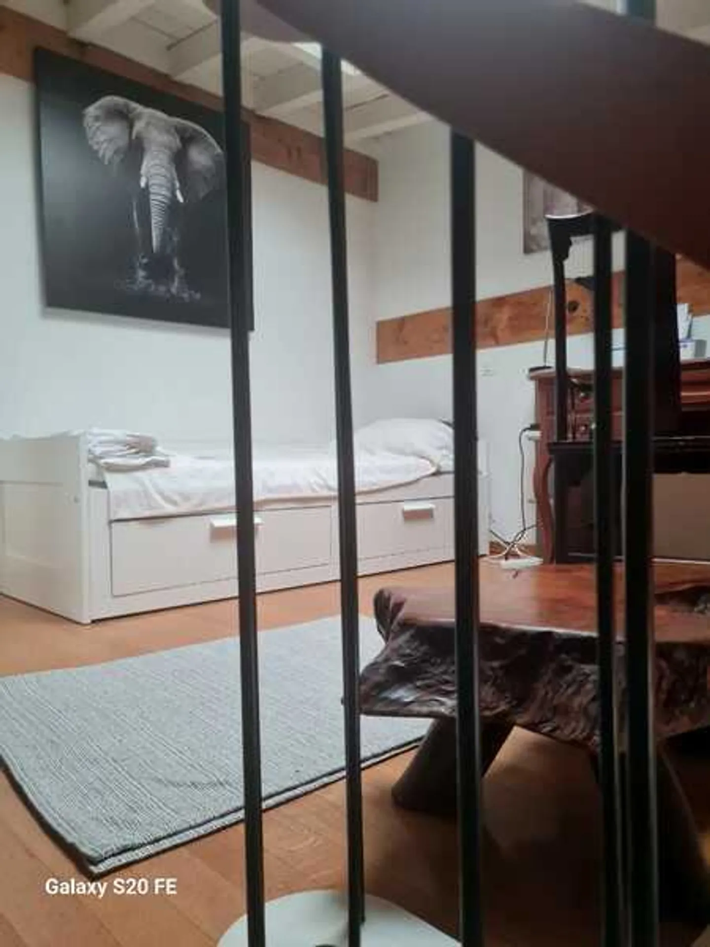 Duplex Apartment with Lake View - Photo 6 of 9