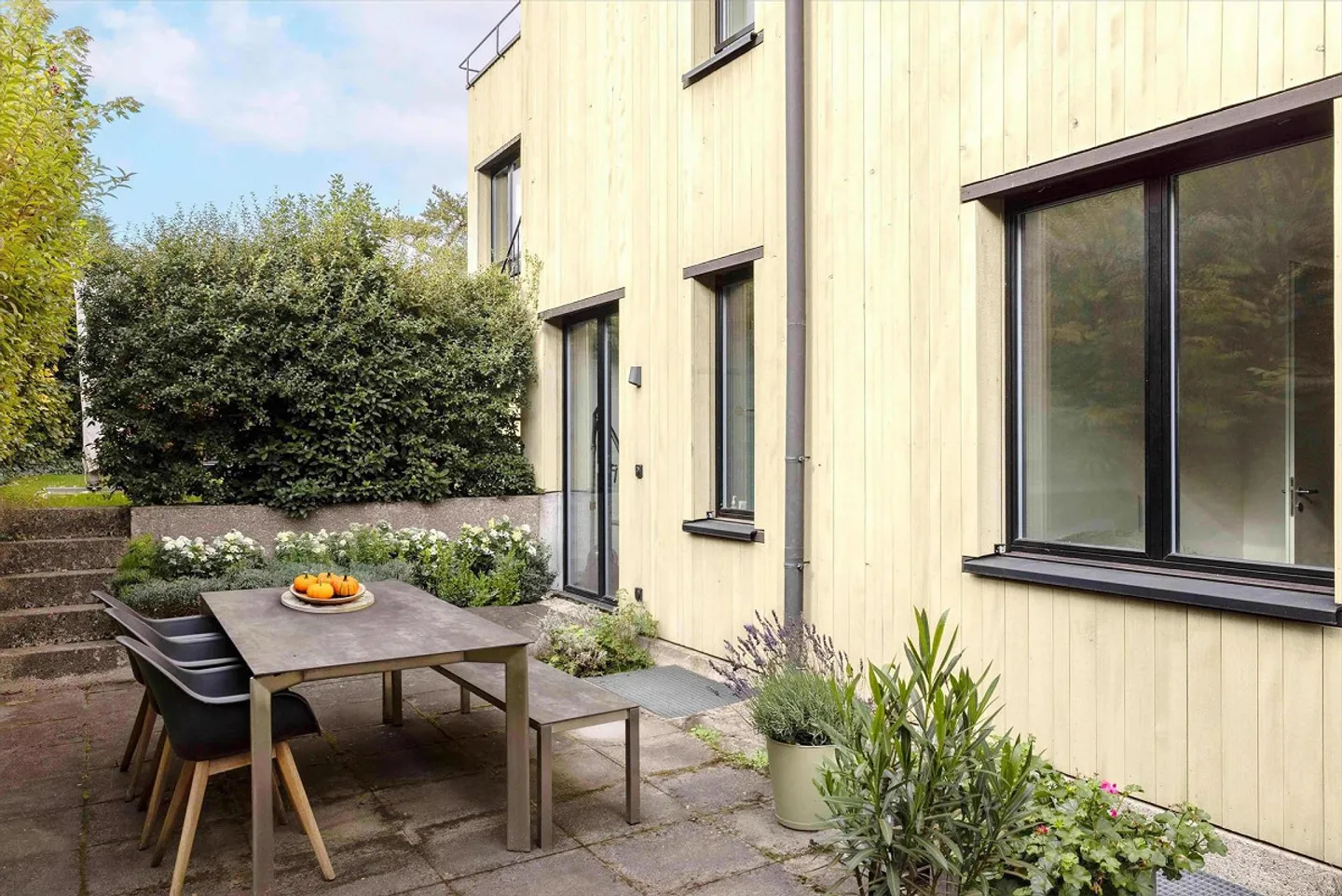 Moderne 4½-Zimmer Gartenwohnung an ruhiger Lage - Foto 3 von 3