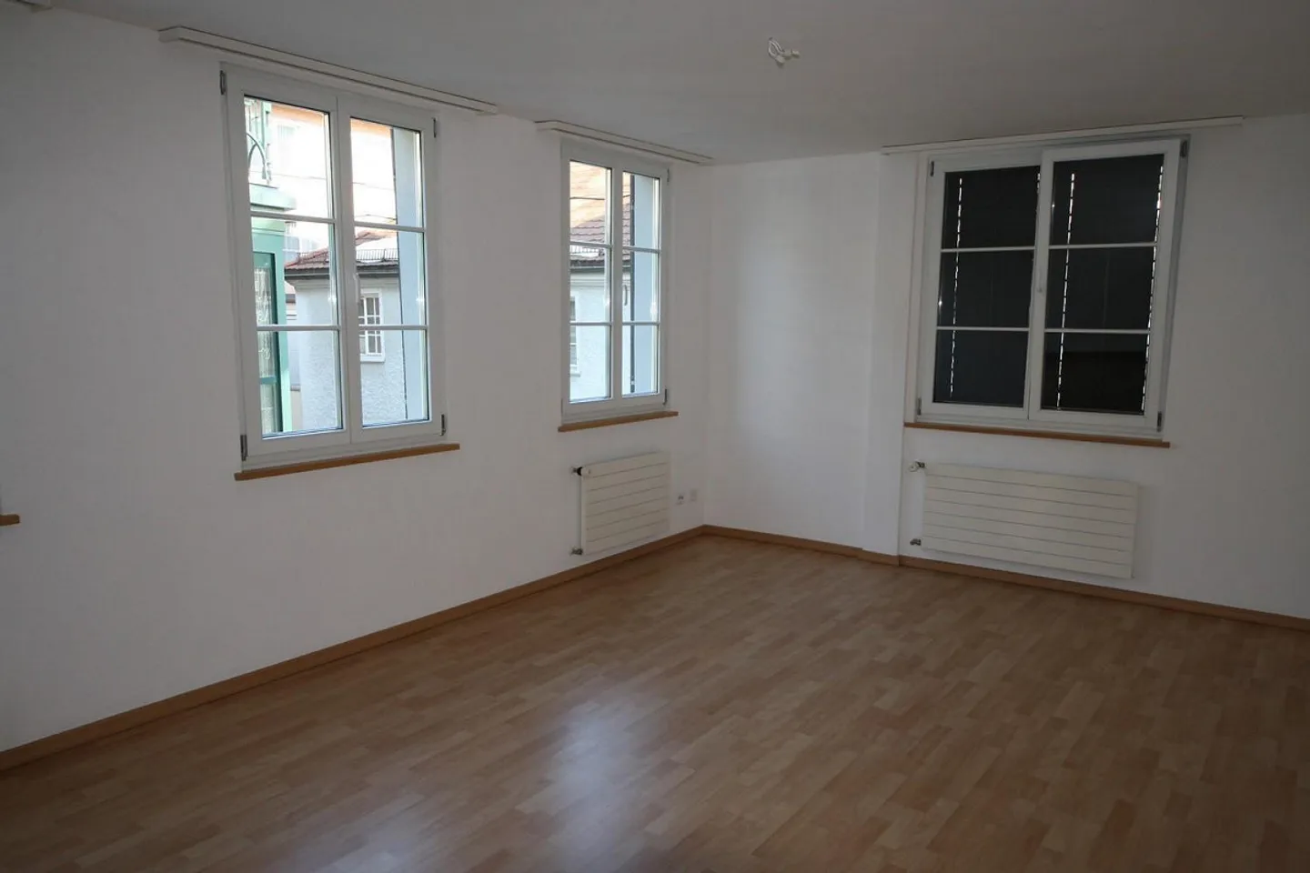 Appartement central et spacieux - Photo 5 sur 8